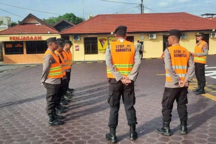 " POLRES KOBAR KEMBALI TURUN KE LAPANGAN UNTUK EDUKASI WARGA CEGAH KARHUTLA "